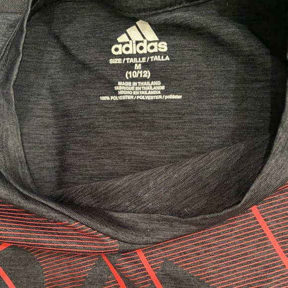 Adidas‎ Shorts Sleeve Tee - Picture 3 of 6